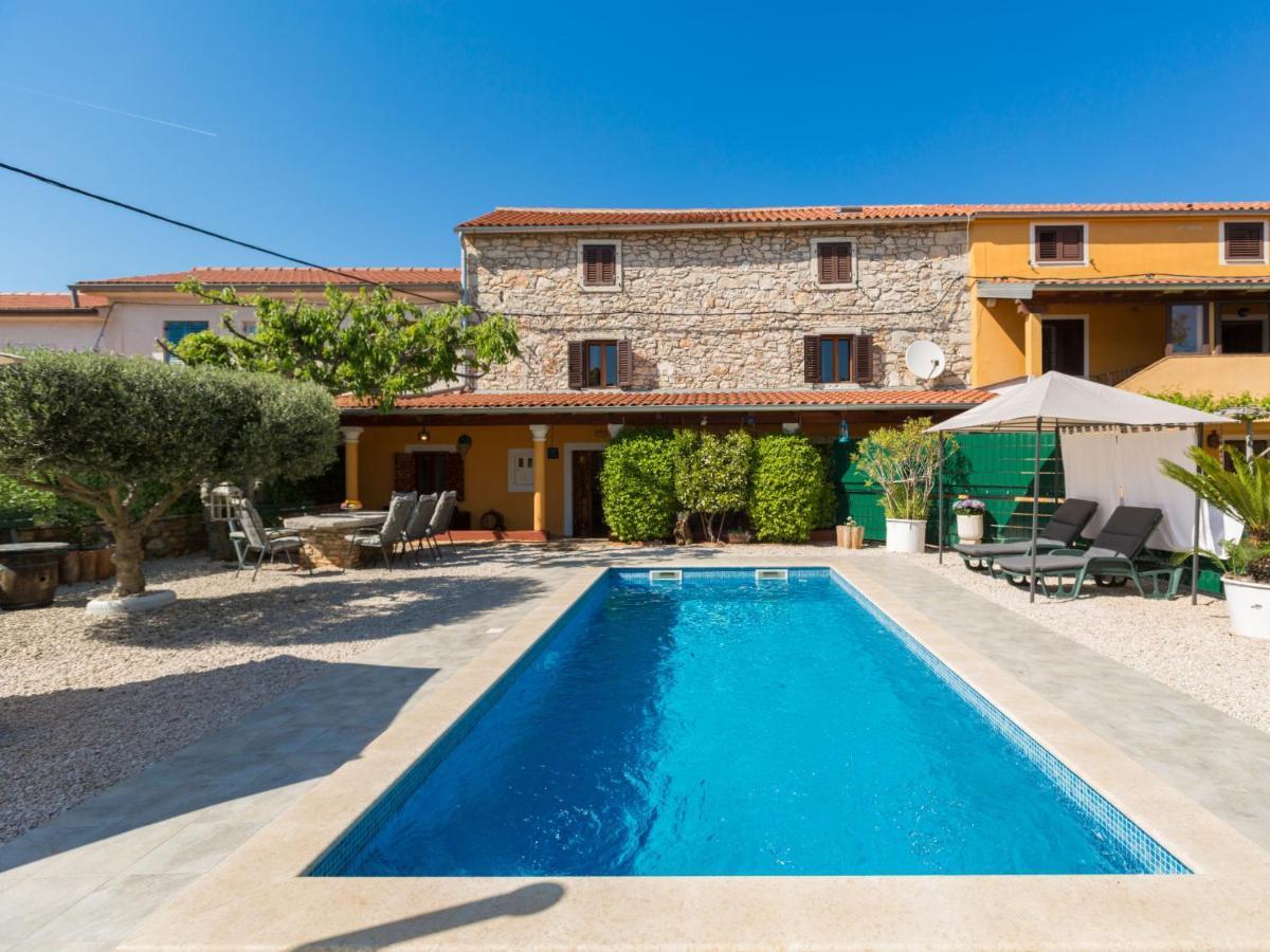 Holiday Home Villa Lucky By Interhome Brtonigla Exterior photo